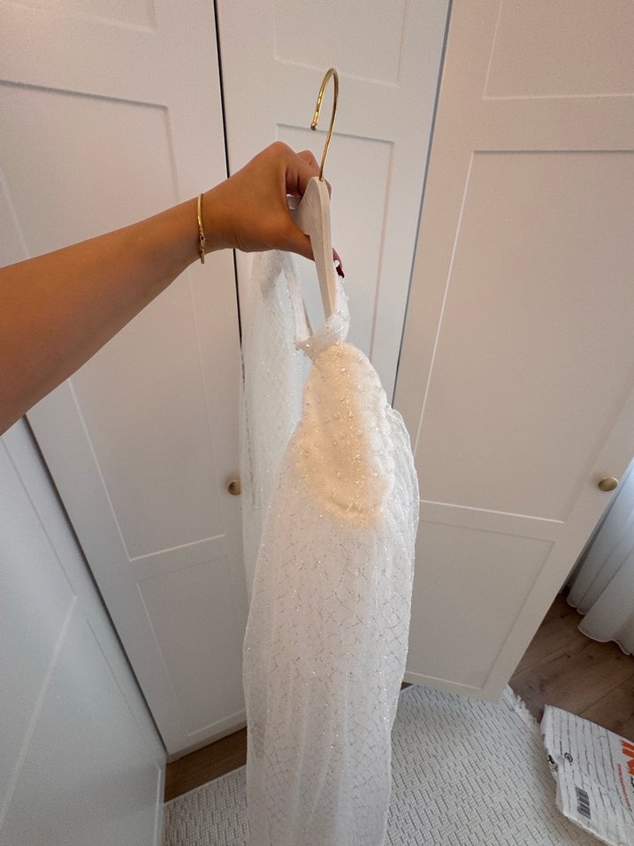 Beyaz ışıltılı pelerin - Görsel 4