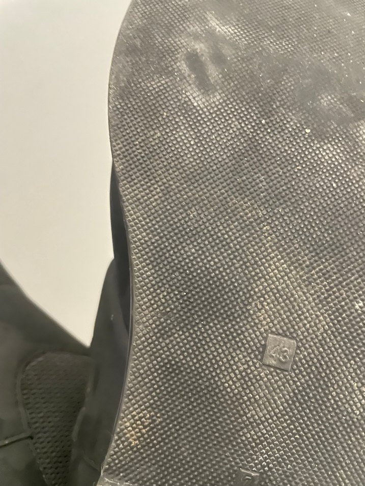 Siyah Erkek Bot - Görsel 5