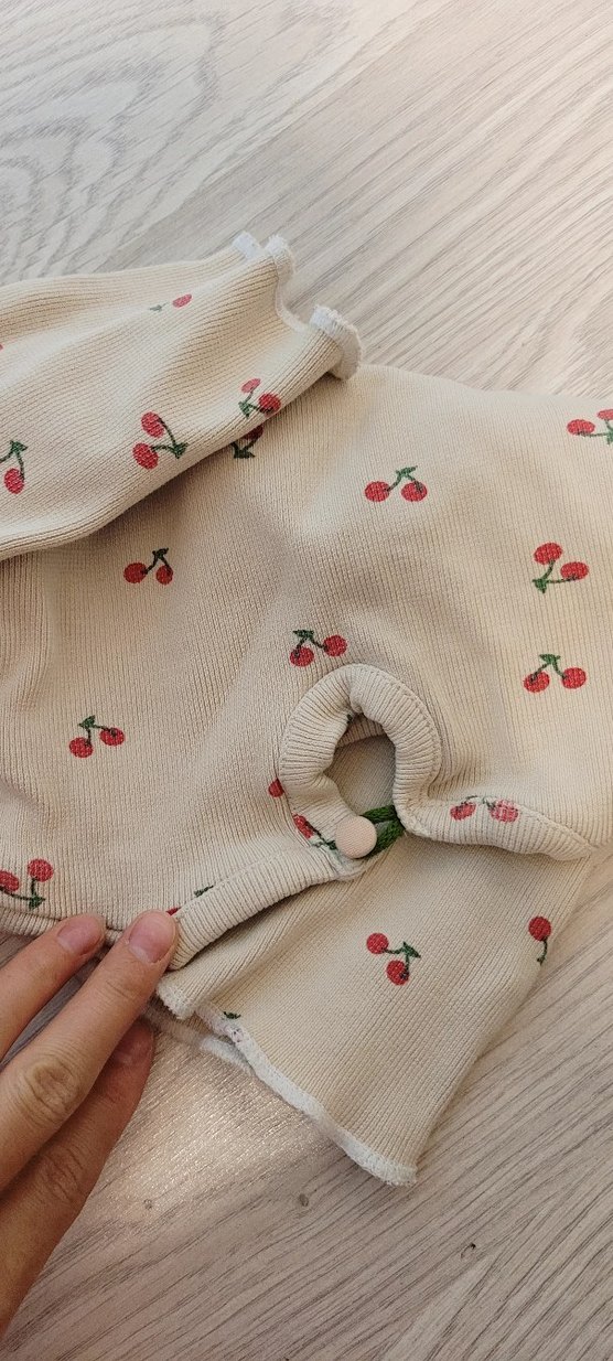 Beyaz Kiraz Desenli Uzun Kollu Kız Tişörtü - Görsel 4