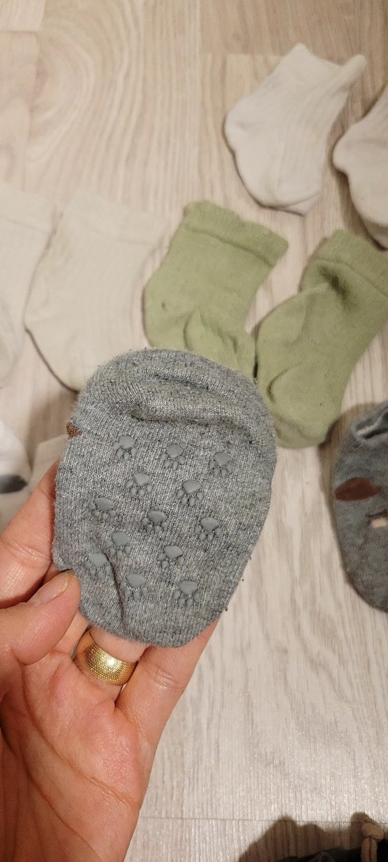 Gri Nakışlı Erkek Çocuk Çorapları - Görsel 3