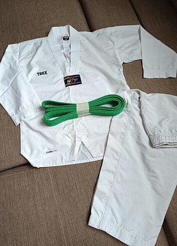 Standart Beden Beden 140 cm ve 160 cm 2 adet Tekvando giysisi