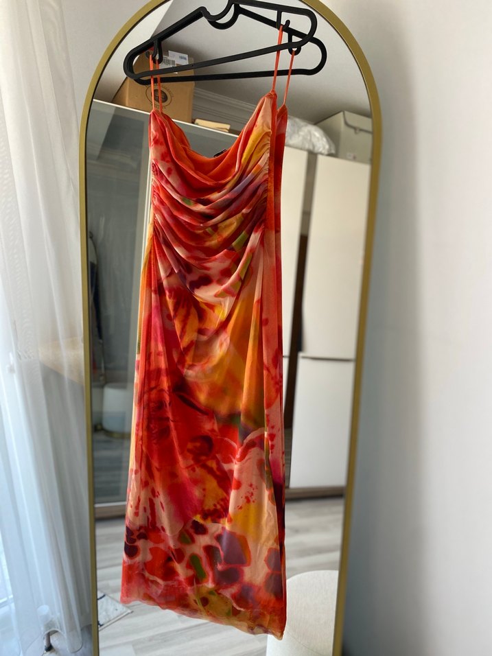 Drapeli Straplez Desenli Midi Elbise - Görsel 4