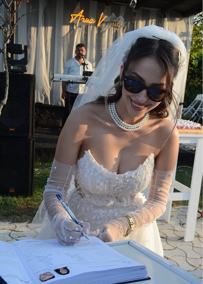 U yaka helen gelinlik - Görsel 5