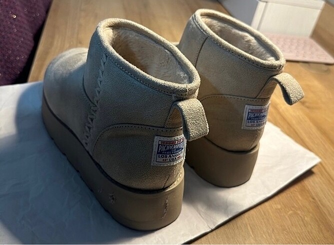 37 Beden Pull and bear ugg