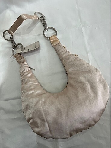 Mango Ekru işlemeli baget vintage kol çantası