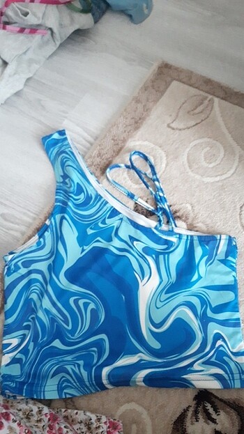 Bershka Mavi crop