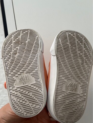 22 Beden H&M bebek ayakkabı