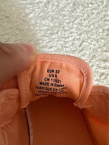 22 Beden turuncu Renk H&M bebek ayakkabı