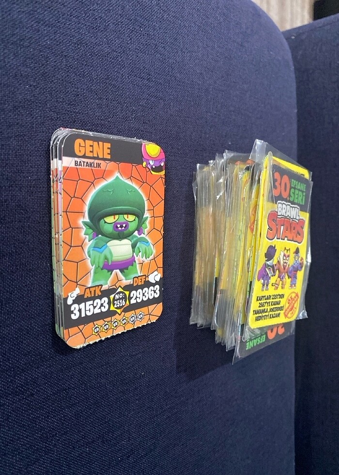 Brawl Stars 51 paket açılmamış 30. Seri kart - Görsel 2