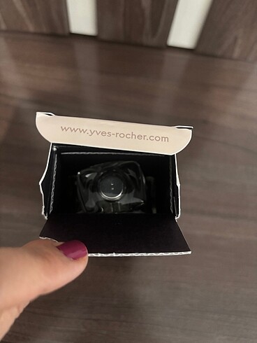  Beden Renk Queluques Notes d?Amour L?Eau Toilette Yves Rocher