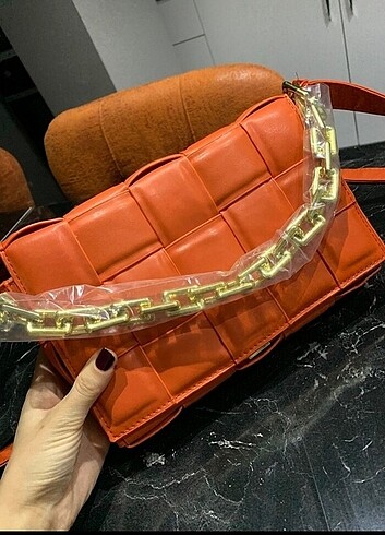 Bottega Veneta çanta