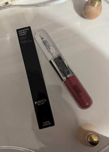 KIKO koyu renkli likit ruj - Görsel 2