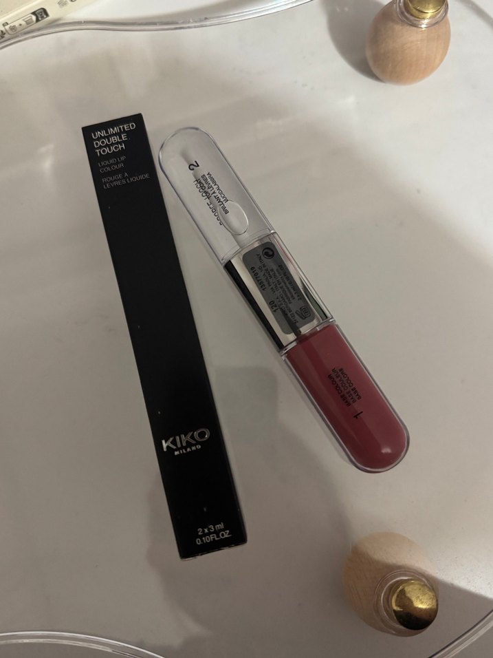KIKO koyu renkli likit ruj - Görsel 2