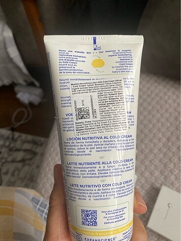 Beden Mustela cold cream serisi şampuan ve losyon