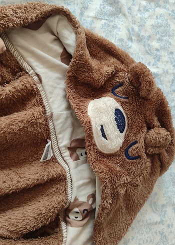 Kahverengi Bebek Tulumu Kapüşonlu - Görsel 3