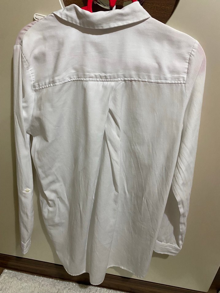 Kadın Beyaz Pamuklu Düğmeli Gömlek - Görsel 2