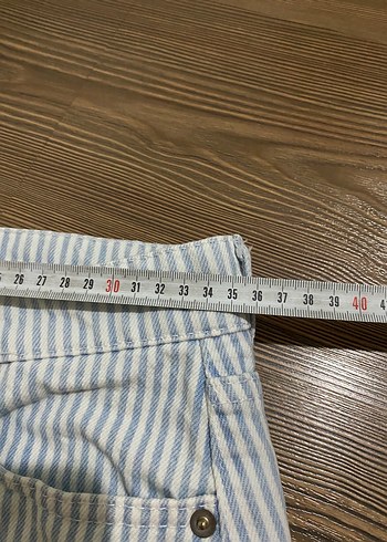 Düğmeli Mavi Çizgili Denim Mini Etek - Görsel 3