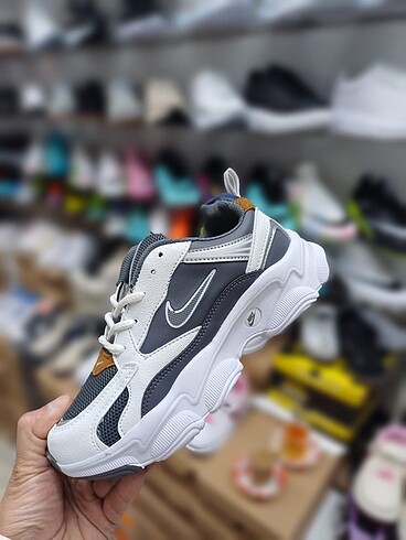 Nike kalın taban