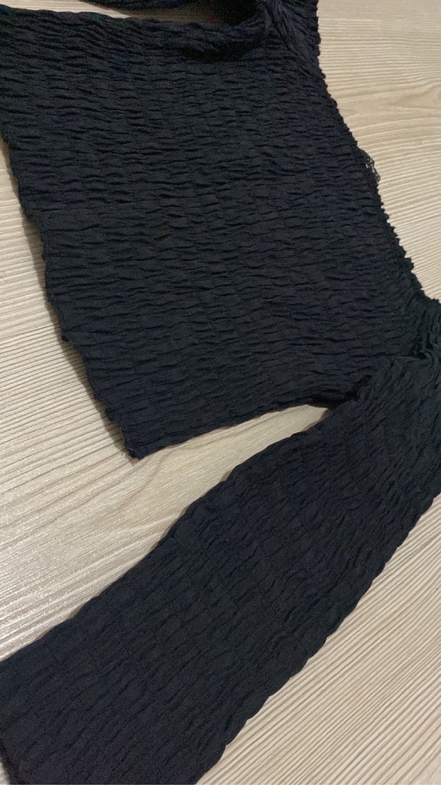 Dilvin madonna yaka bluz crop - Görsel 2