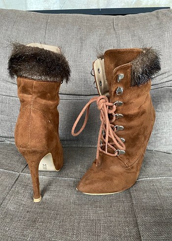 Kahverengi Süet Topuklu Kürklü Kadın Bot - Görsel 4
