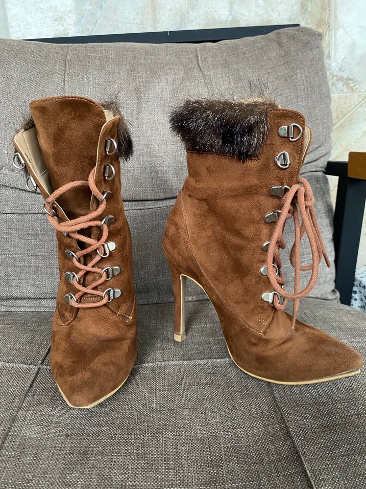 Kahverengi Süet Topuklu Kürklü Kadın Bot - Görsel 3