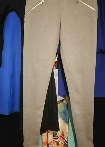 Gri Fermuarlı Kadın Kumaş Pantolon - Görsel 2