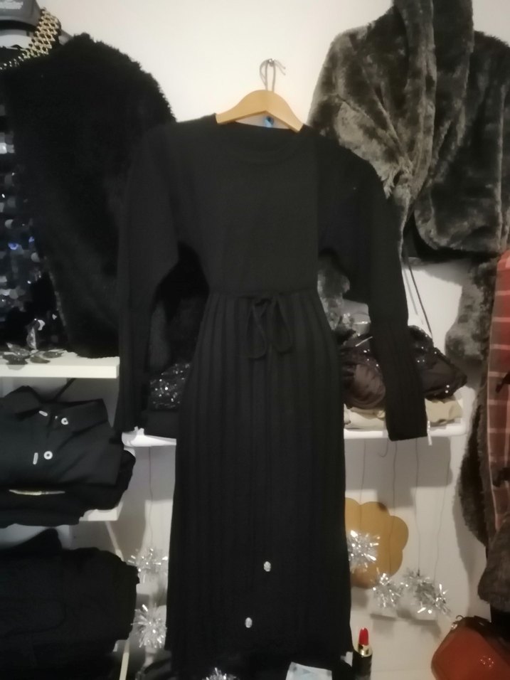 Kuşaklı Siyah Uzun Triko Elbise - Görsel 3