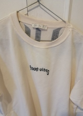 m Beden Beyaz Pamuklu Kısa Kollu Oversize Tişört