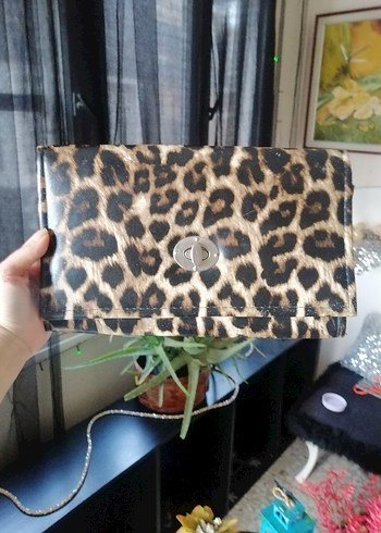 Trendyol & Milla Kahverengi Leopar Desenli Tokalı Kadın Çanta