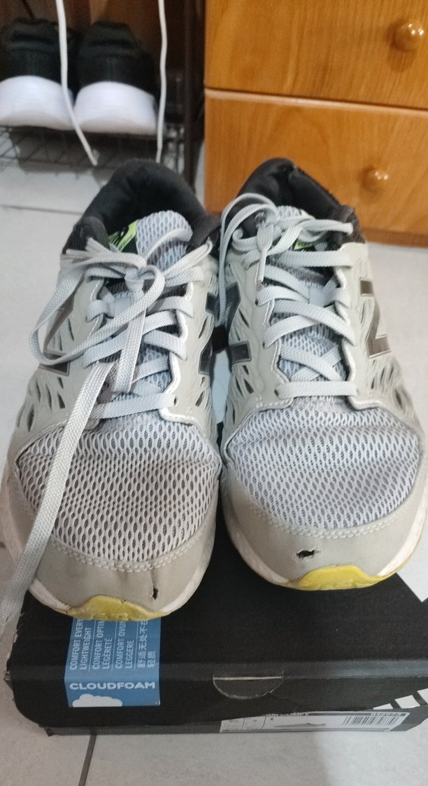 Gri New Balance Spor Ayakkabı - Görsel 3