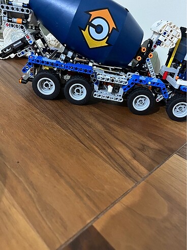 Lego 1163 parça 10 yaş üstü