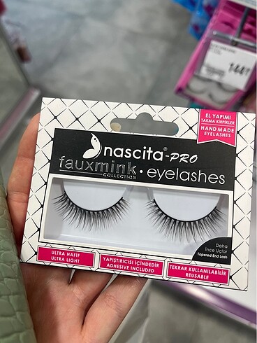 MAC Nascita takma kirpik