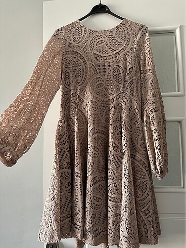 H&M Dantel detaylı elbise - Görsel 2