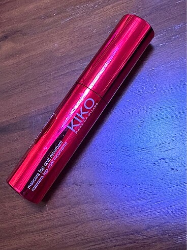 Kiko Kiko false lashes concentrate maskara