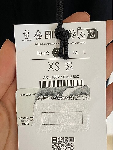 xs Beden Bershka elbise
