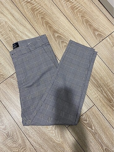 Bershka ekoseli pantolon