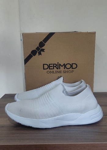 37 Beden Derimod Beyaz Kadın Dolgu Topuklu Spor Ayakkabı