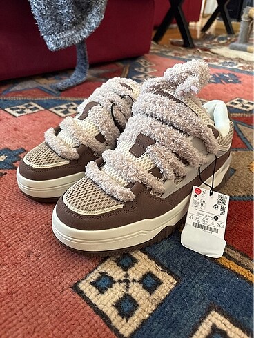 BERSHKA kaykay ayakkabısı