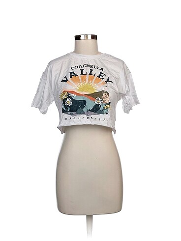 LC Waikiki T-shirt %70 İndirimli.