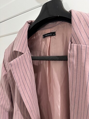 Pembe çizgili blazer ceket