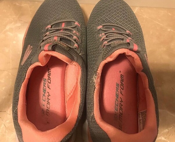 36 Beden Skechers Spor Ayakkabı