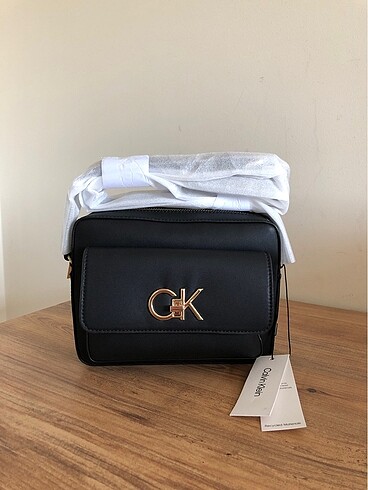 Orijinal calvin klein çanta