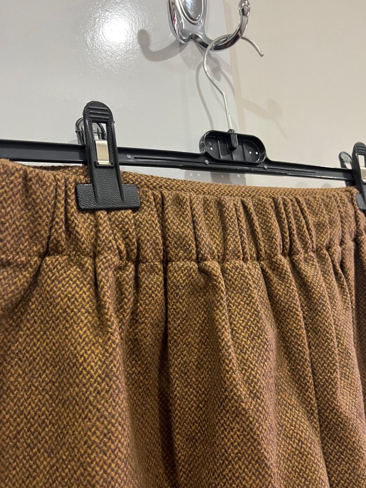 Kahverengi Yün Mini Etek, Kemerli, Bol Kesim - Görsel 4