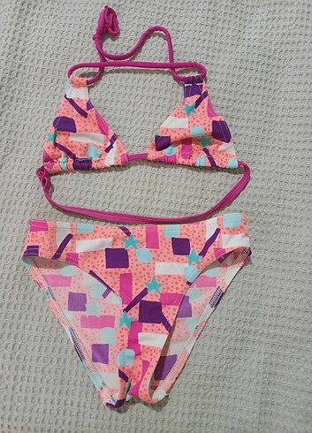7 Yaş Beden Decathlon markalı bikini 