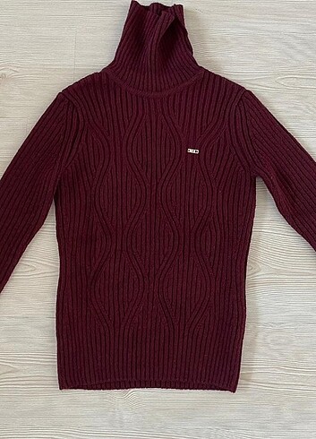 Uspa az kullanılmış boğazlı kazak