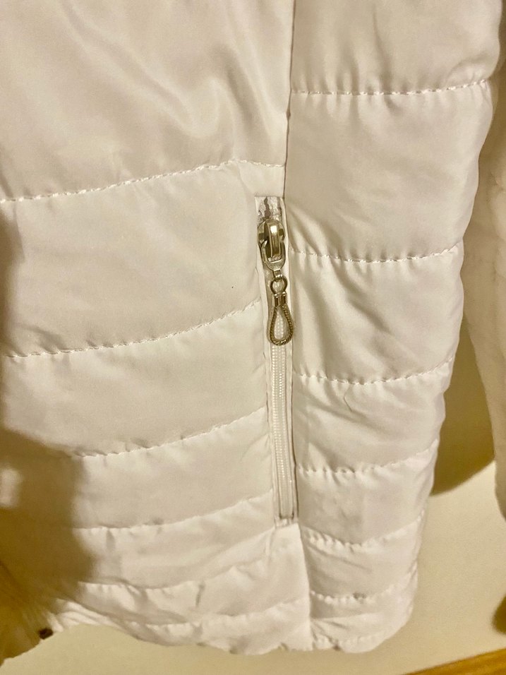 Beyaz Fermuarlı Kadın Mont - Görsel 2