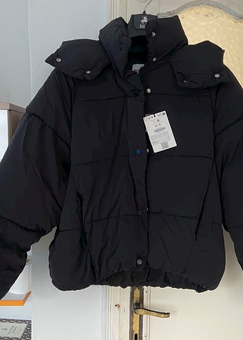 Bershka Bershka Siyah Şişme Mont