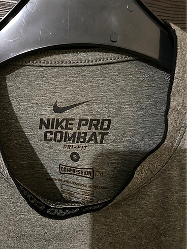 s Beden Nike pro combat