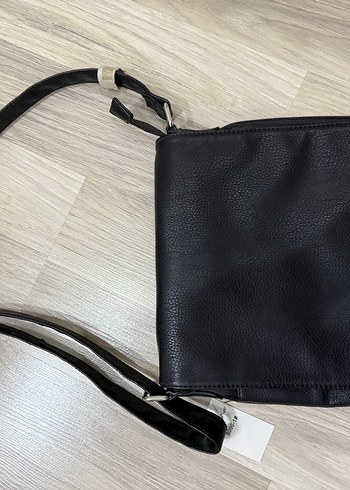 Siyah Deri Fermuarlı unısex Çanta
