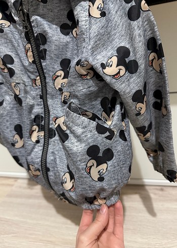 Kapüşonlu Kız Çocuk Gri Baskılı Ceket - Görsel 3